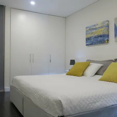Duplex With Elevator And Roof Top, City Center Apartament